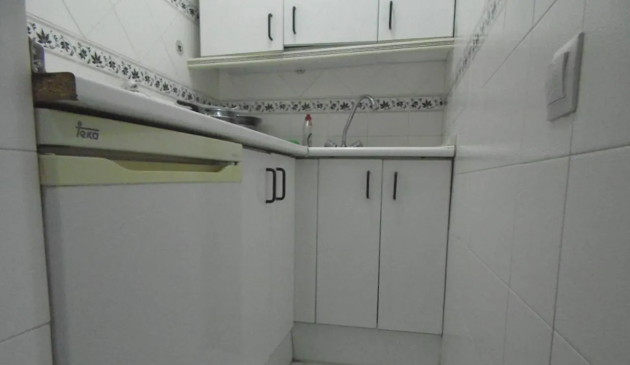 Turisstiko Benalmadena Studio Apartment 0*,